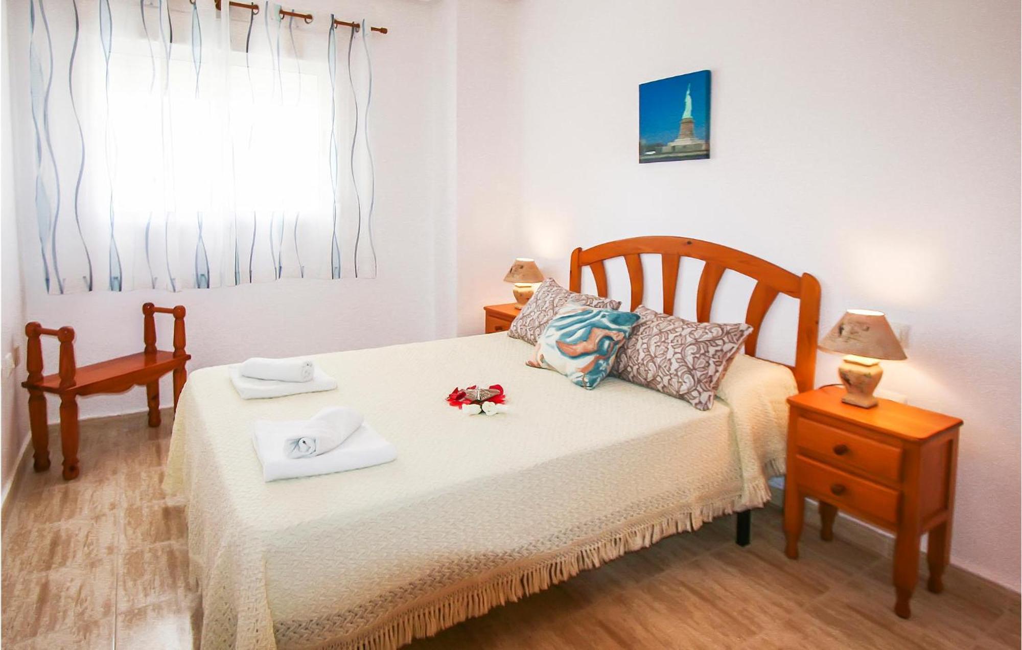 1 Bedroom Nice Apartment In Los 아레날레스 델 솔 외부 사진